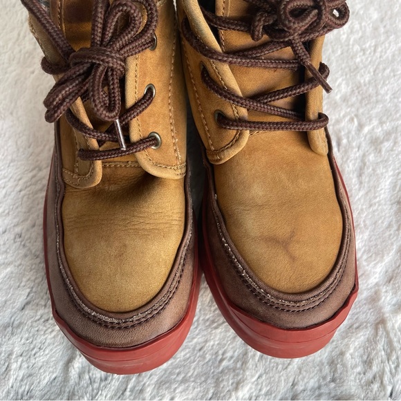 Cole Haan Boots- Sporting/Hiking Two Tone Brown Leather Boots size 6.5 - Picture 7 of 11